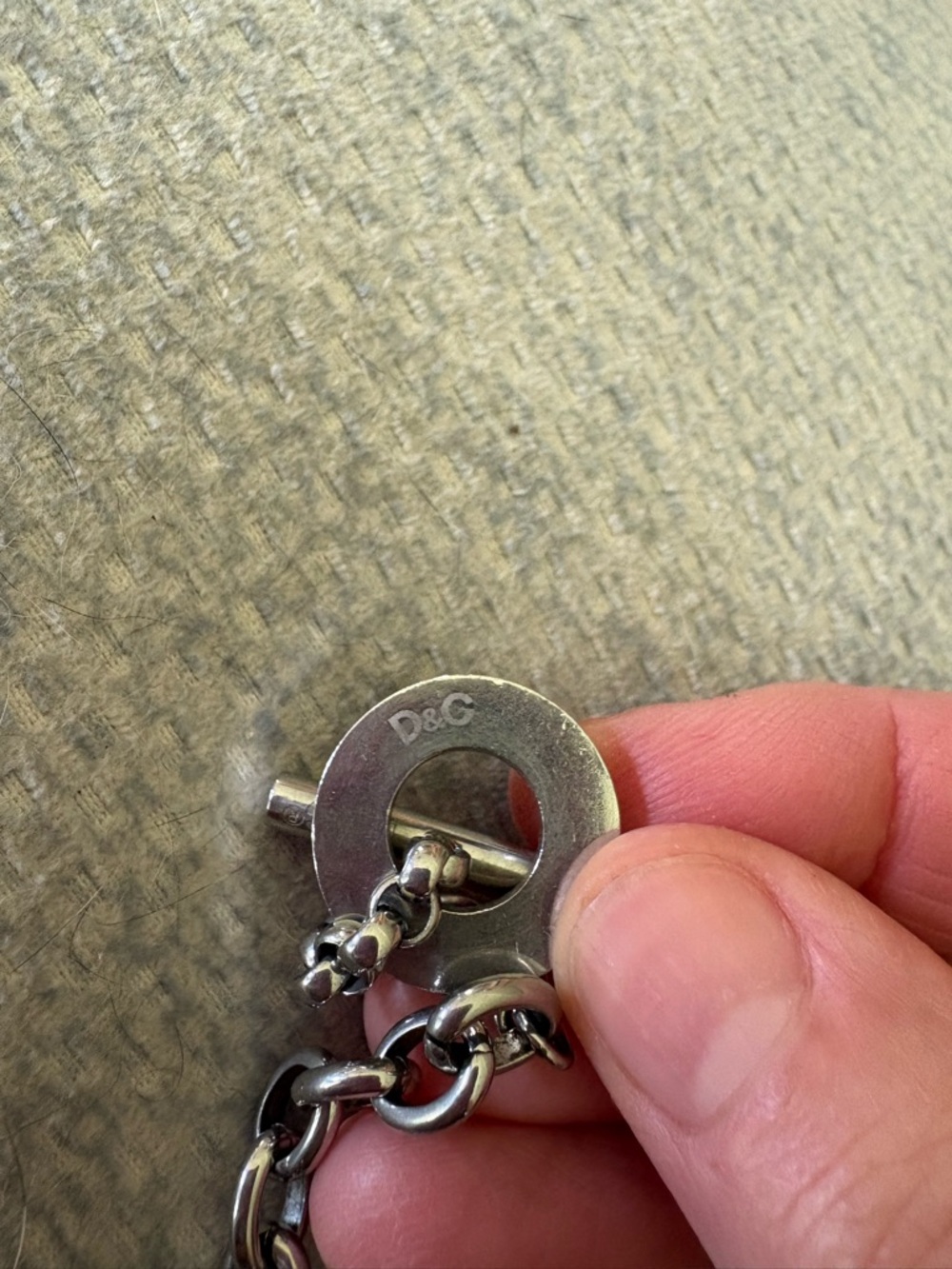 Dolce & Gabbana Silver-Tone D&G Toggle Chain Necklace - Picture 3 of 6